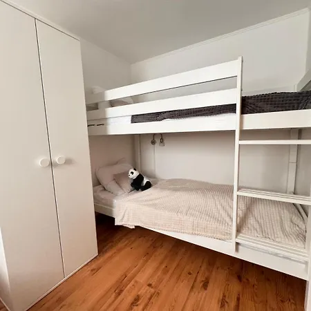 Haus Ela Mit Eigenem Steig