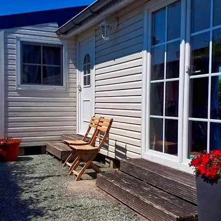 Haus Ela Mit Eigenem Steig Holiday home *